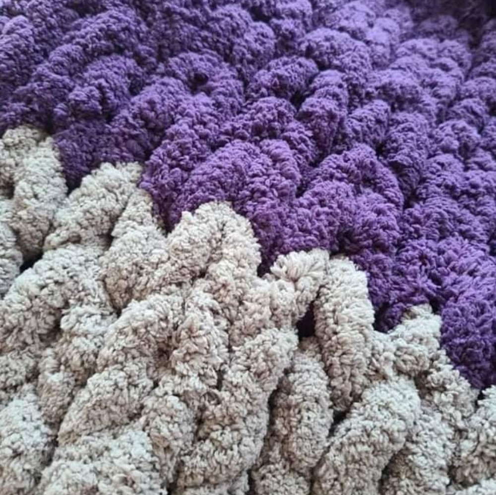 🖤Handmade Large Knit Throw🖤